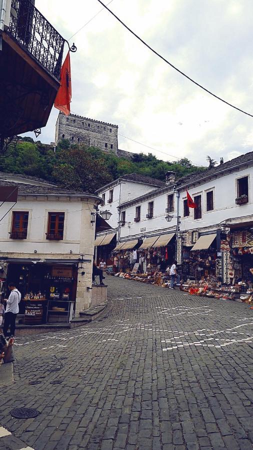 Santa Room-Old Bazaar Center-Gjirokaster Bagian luar foto
